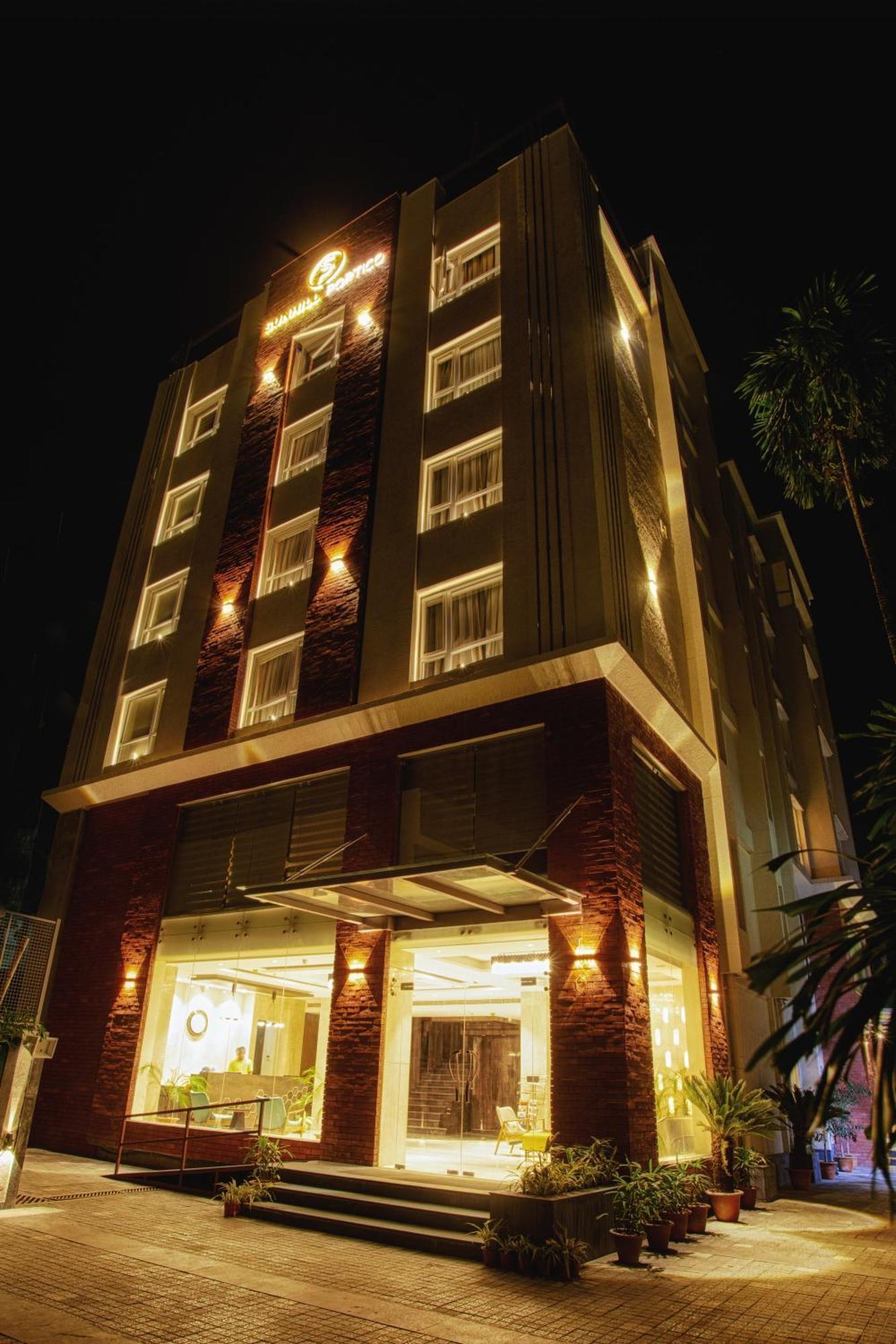 Sunhill Portico Hotel สิริกุรี ภายนอก รูปภาพ